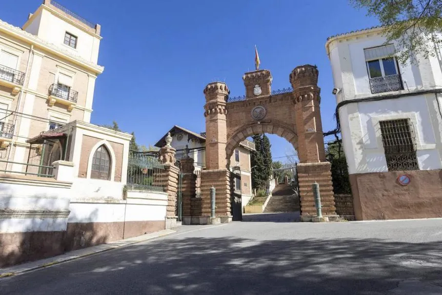 El vuelco de un camión con granadas de mortero activa la fase de preemergencia en Granada