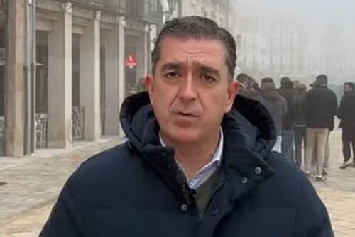 El alcalde de Baeza, herido al caer dos plantas el ascensor de su casa con �l dentro