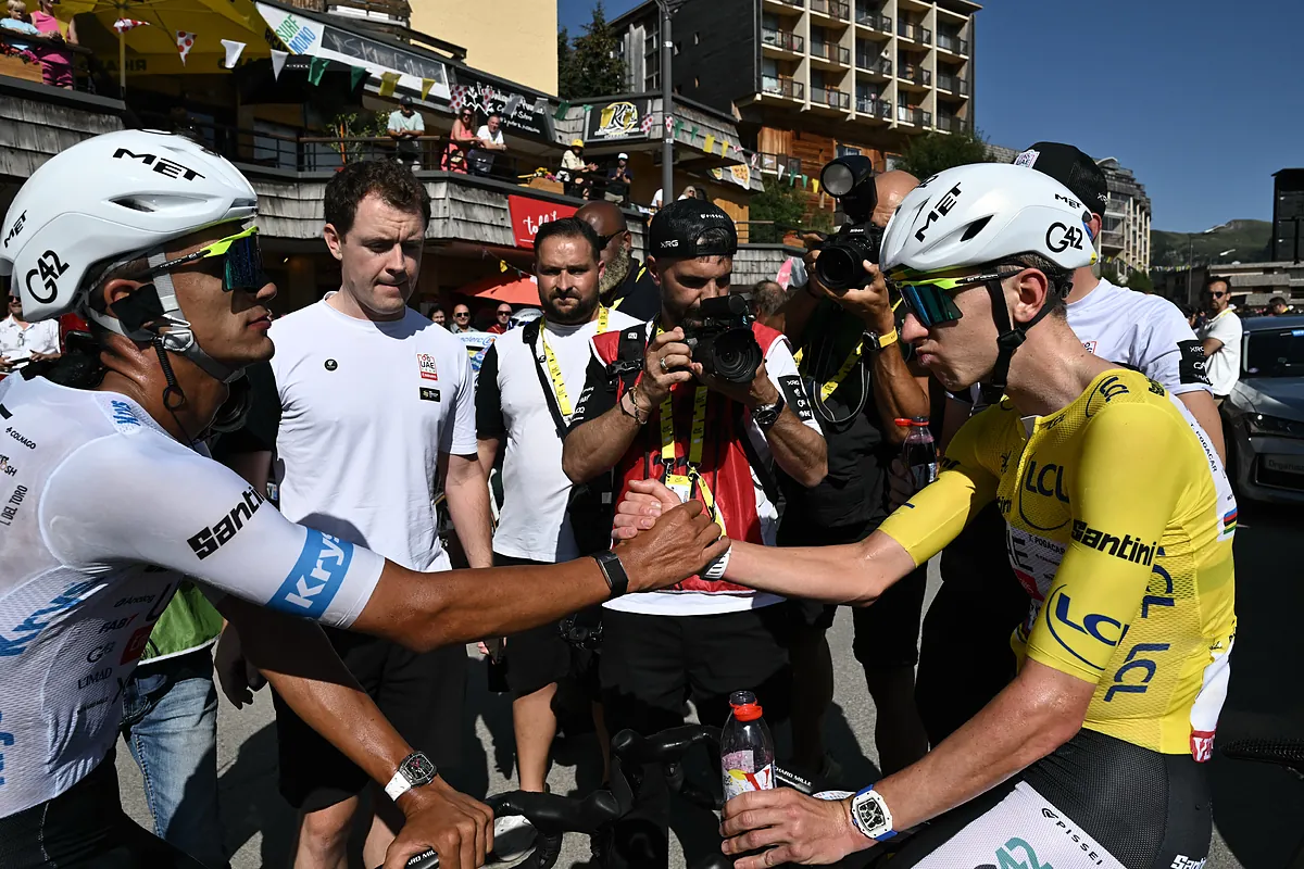 Pogacar, entre el reto del Alpe d'Huez y la preocupación por la enfermedad: "Si los compañeros no se recuperan..."