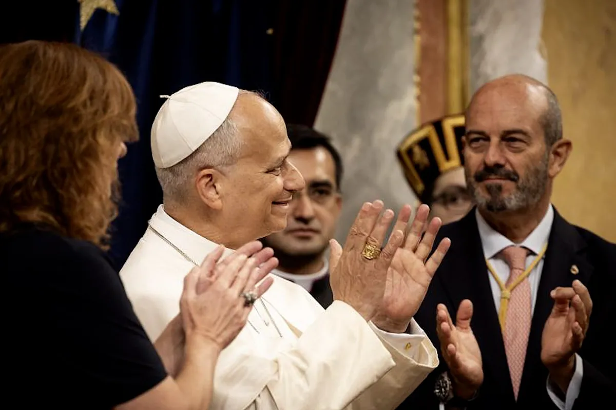 El Papa, contra la guerra: "Las armas imponen un silencio temporal, no logran una paz duradera"