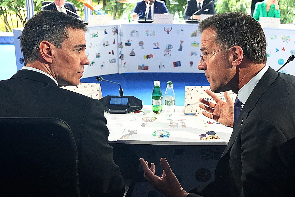 Sánchez llega a la cumbre de la OTAN dispuesto al choque tras ser señalado por el gasto militar
