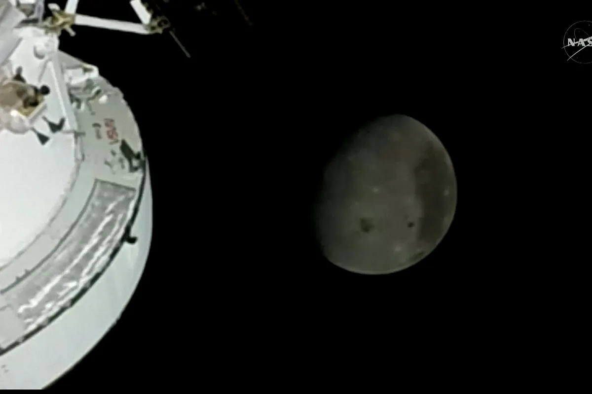 El piloto de Artemis 2 describe el momento en el que están viendo la cara oculta de la luna