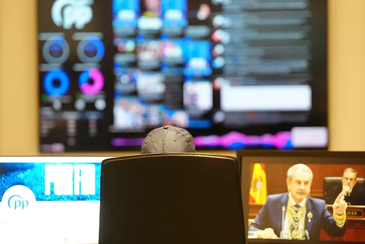 Feijóo faces questions on social issues in Spanish campaign interview