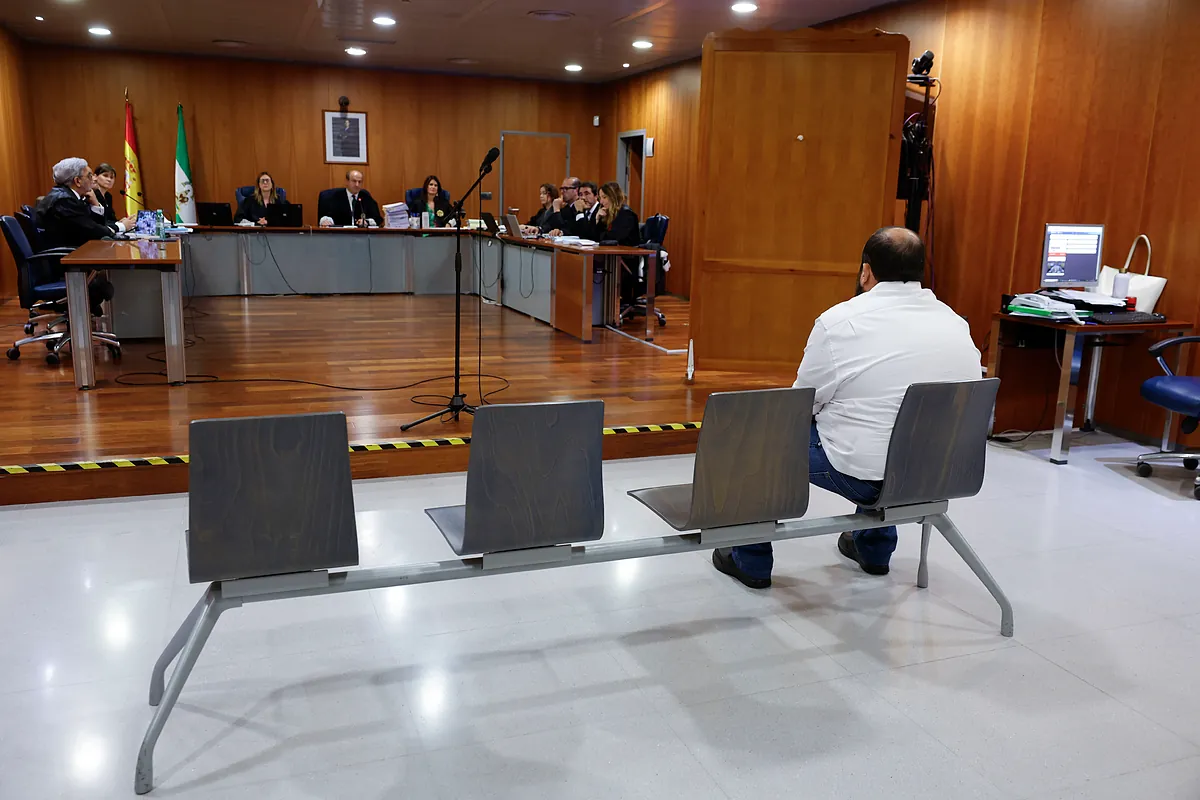 El cura acusado de violar a cuatro mujeres defiende su inocencia: "Nunca he realizado esos actos"