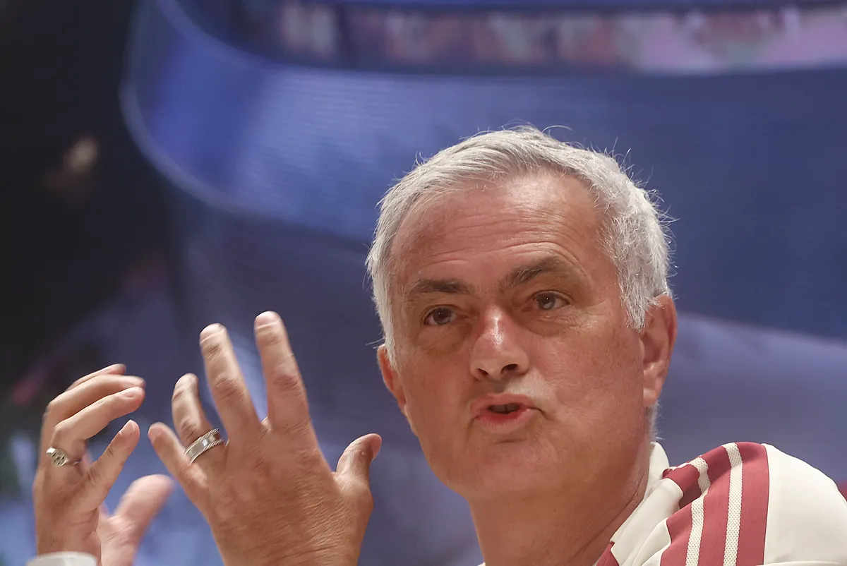 Mourinho expresa su cansancio en rueda de prensa previa al partido contra Elche