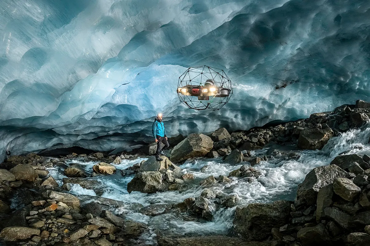 El viaje al centro de la Tierra de Francesco Sauro: "Ves cosas que no están en tu cabeza y tienes sueños muy raros"