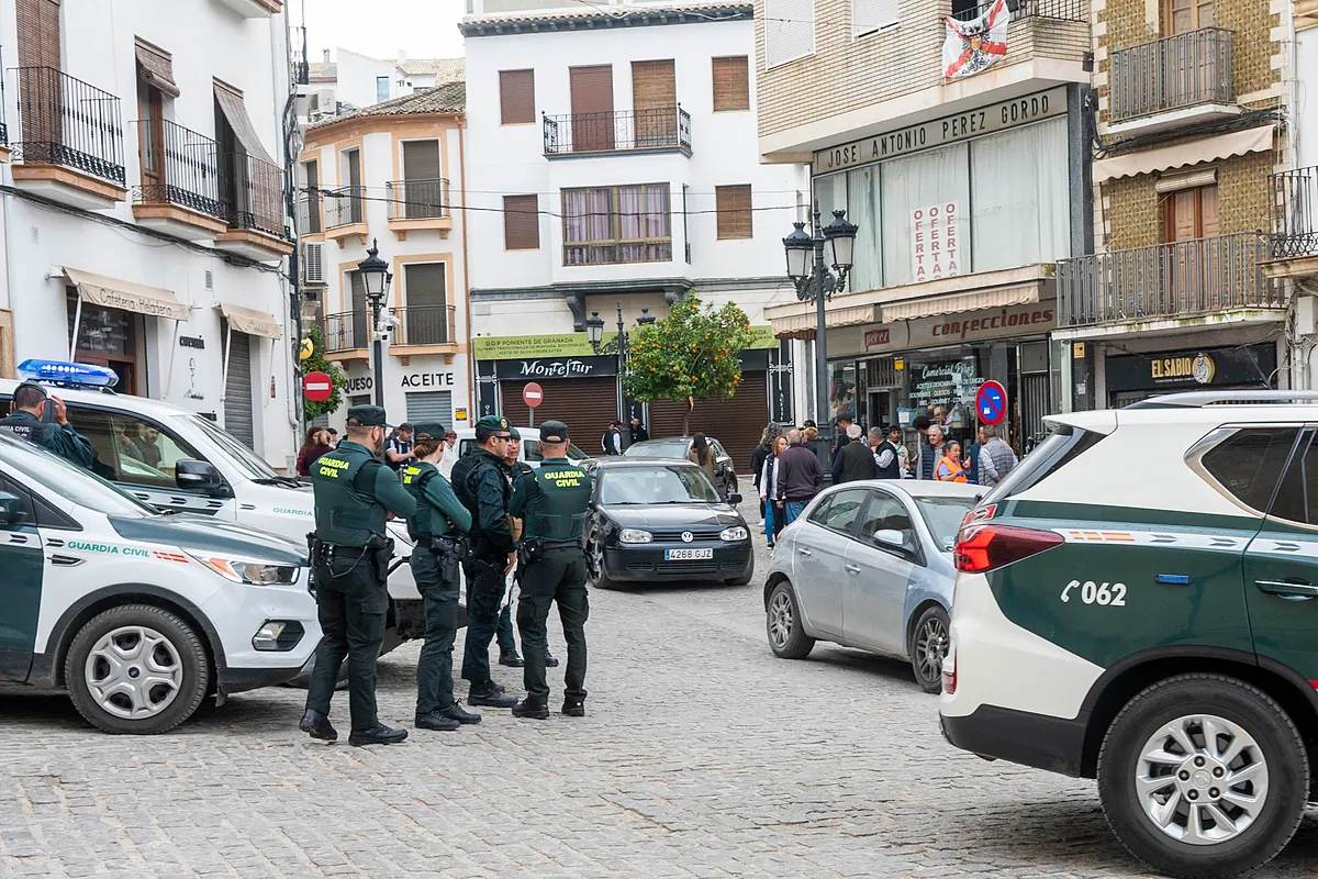 El ataque con hacha a tres vecinos por parte de un marroquí tensiona la convivencia en Montefrío (Granada): "Iba como un loco, dándole a todo"