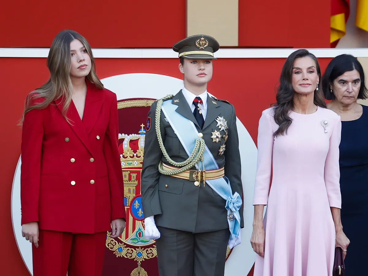 Queen Letizia Wears Reused Pink Dress and Historic Pearls for Spain's National Day