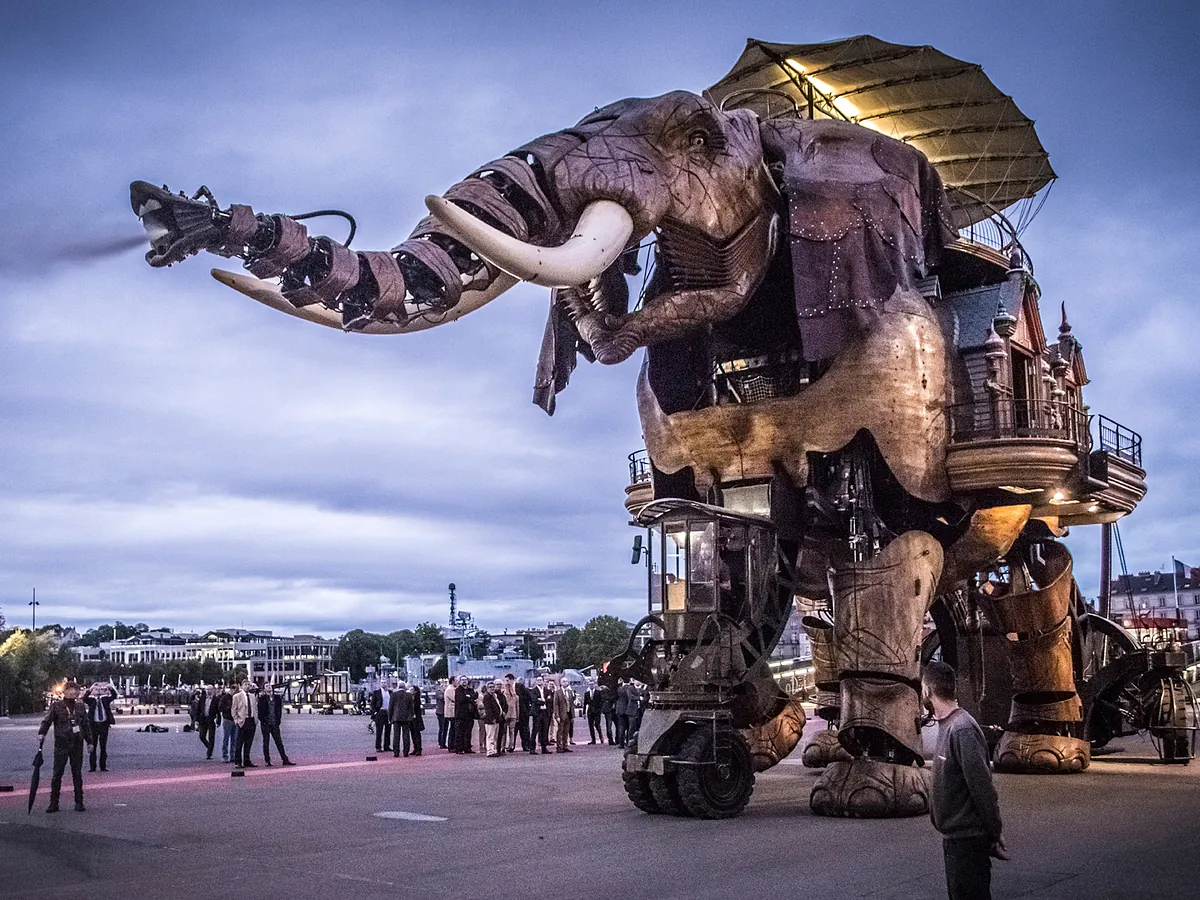 Última escapada del verano: Nantes en 24 kilómetros de arte, de sus increíbles animales mecánicos inspirados en el universo de Julio Verne a epicentro de la vanguardia creativa
