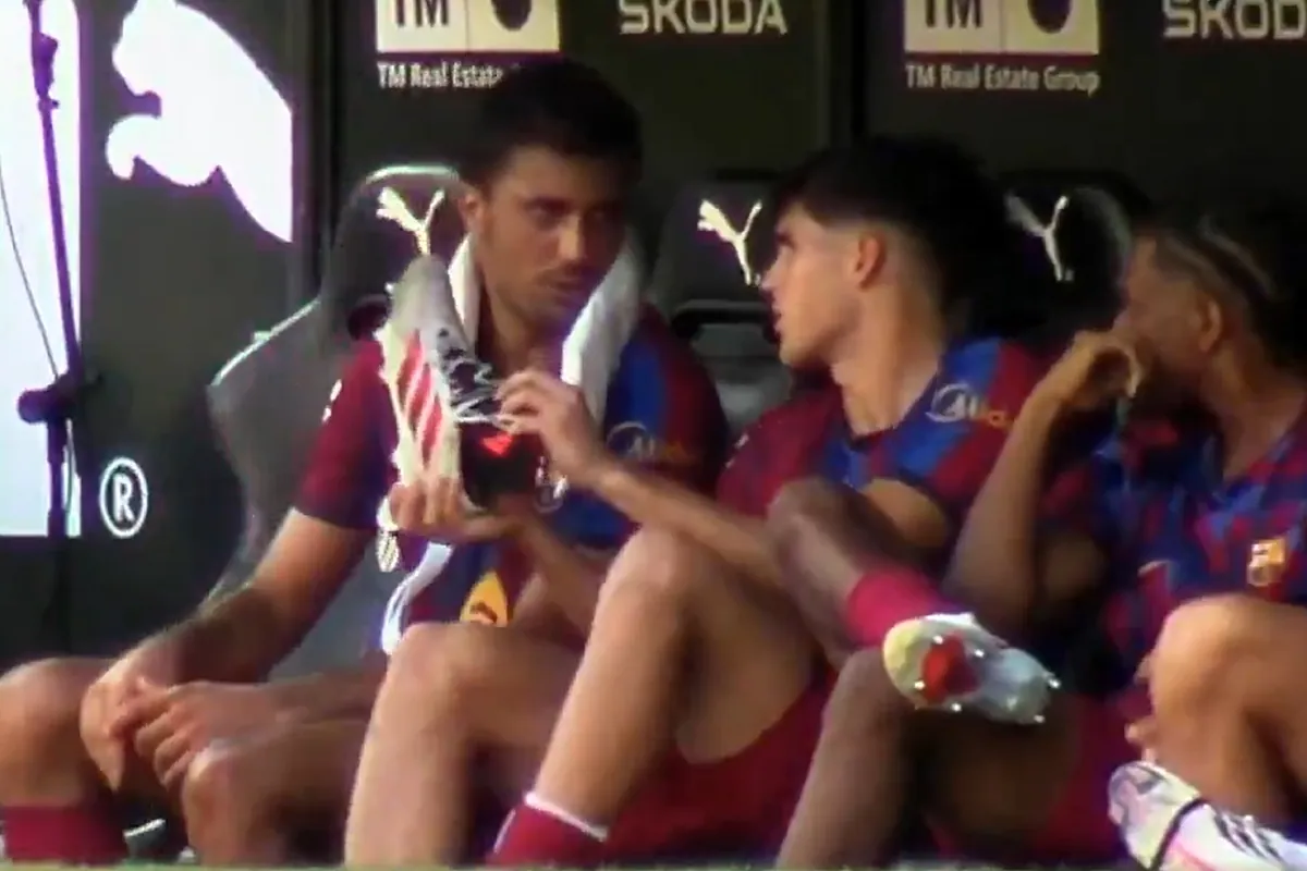 Rodri, pillado en el banquillo de Mestalla criticando al Valencia: "Son flojísimos", "malísimos"