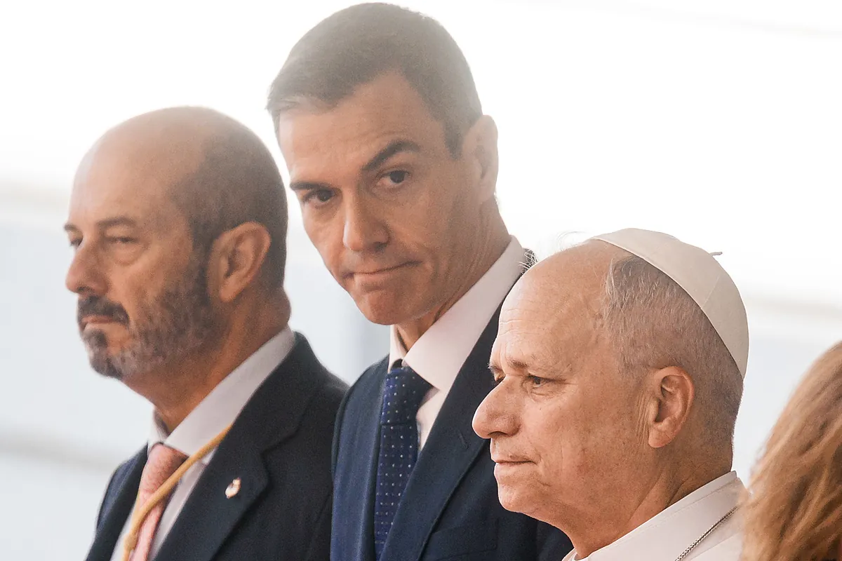 Pedro Sánchez reza en Barcelona y desprecia a Madrid