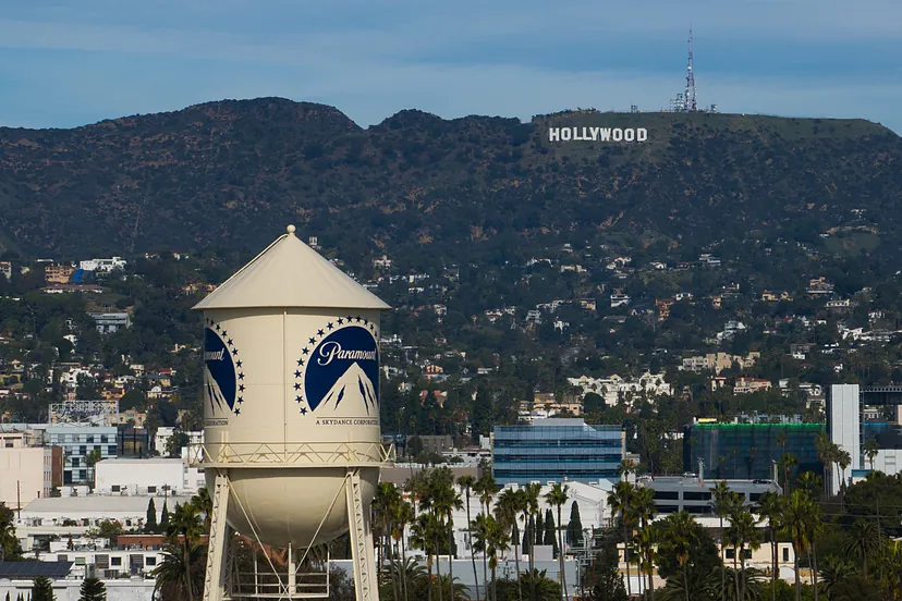Torre de agua de Paramount Pictures en Los Ángeles.