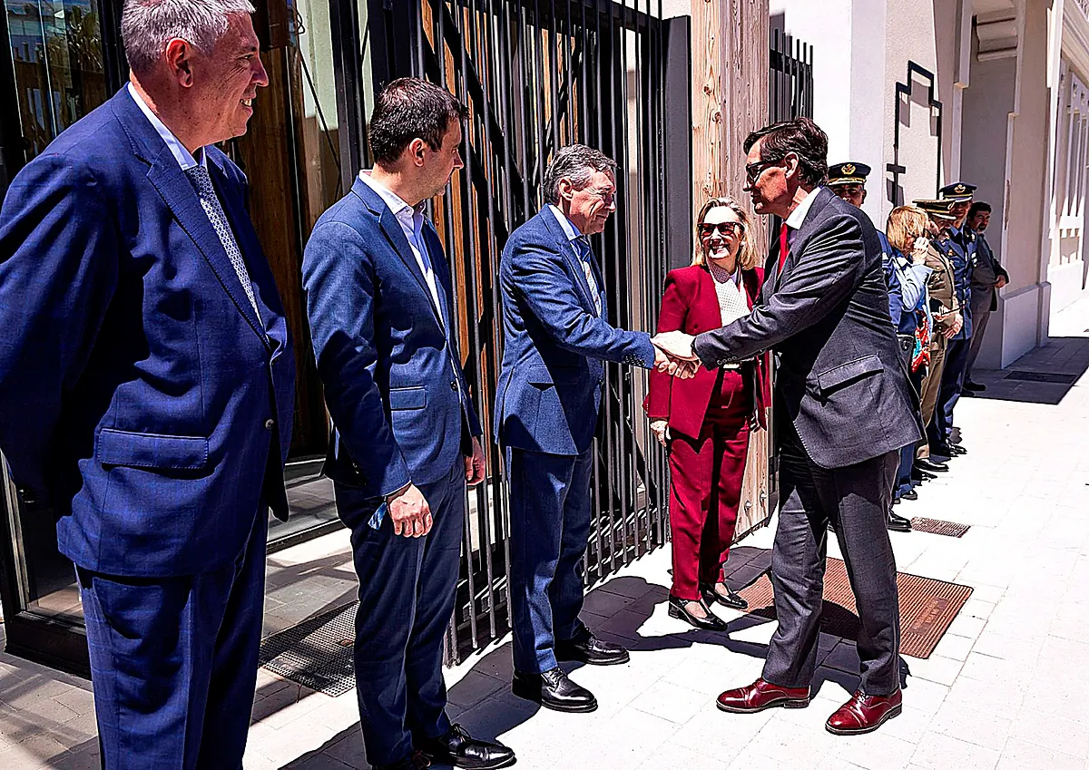 Cataluña busca subirse al tren de la defensa para paliar la caída de la automoción:  Es una oportunidad industrial de la que no podemos quedarnos fuera 