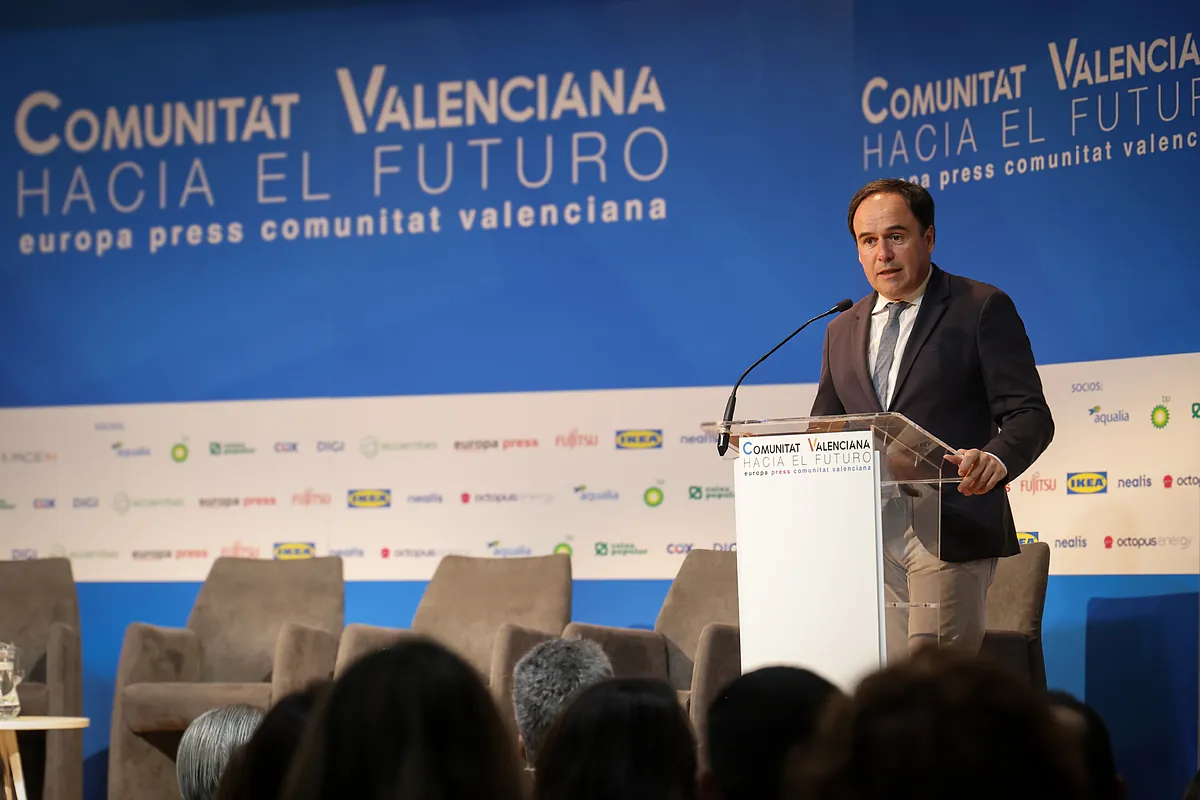 El 'caso Azud' salpica al Gobierno de Llorca y obliga al PP a suspender de militancia a un alto cargo imputado