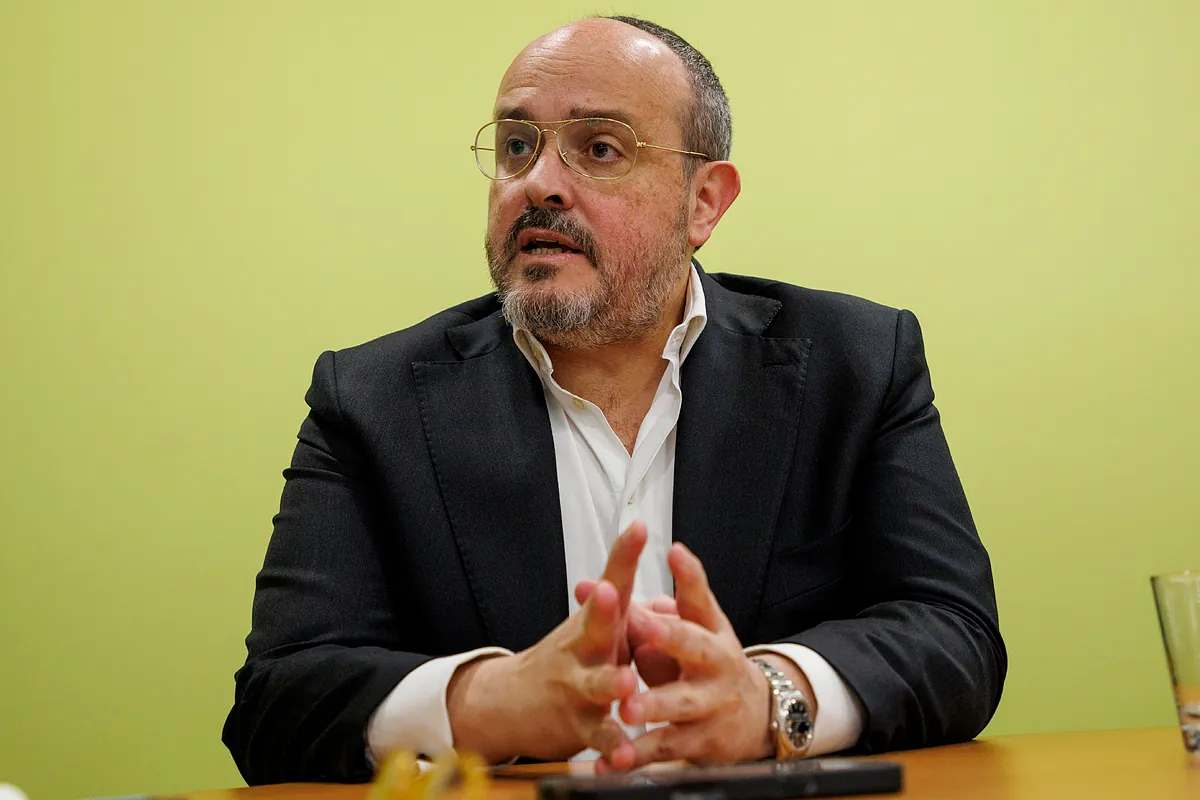 Alejandro Fernández: Todos me invitaban a adaptarme a las modas en Cataluña; me negué y me negaré