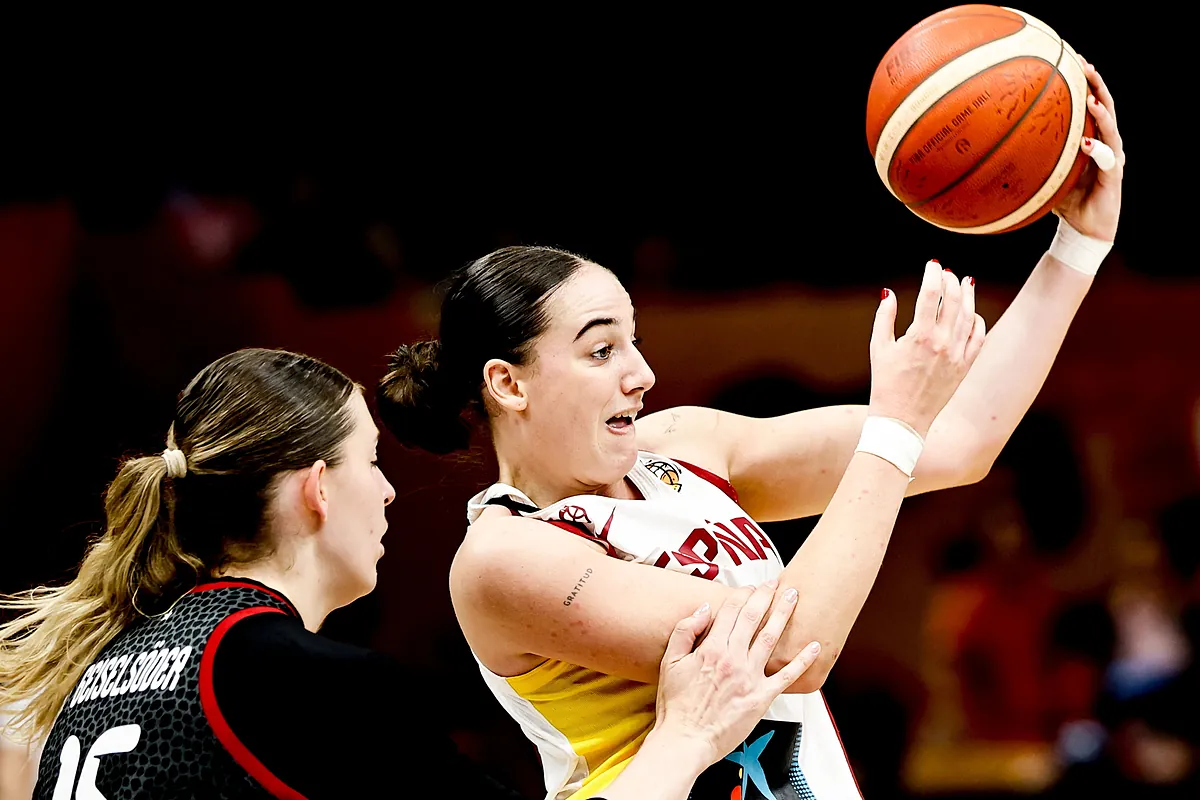 España tiene una superestrella: Iyana Martín lleva a la selección al bronce mundial