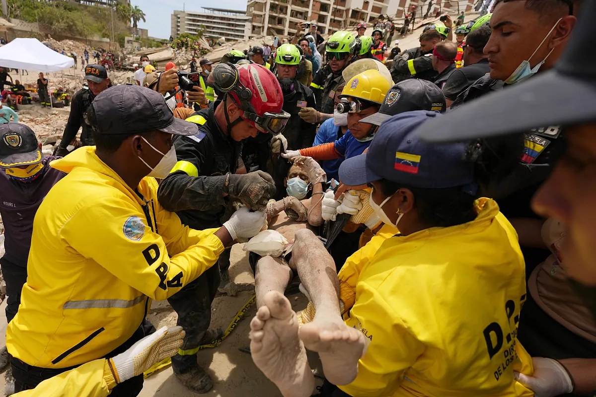 Diecisiete españoles han muerto y otros 150 siguen desaparecidos tras el devastador terremoto de Venezuela