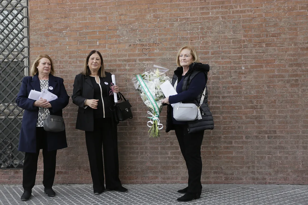 El Gobierno amplía la Ley de Memoria para poder indemnizar a la familia de Manuel José García Caparrós, que murió en Málaga por disparos de la Policía en 1977