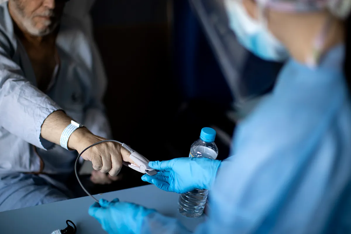 Los desafíos del sistema nacional de salud y las soluciones que ofrece la medicina interna