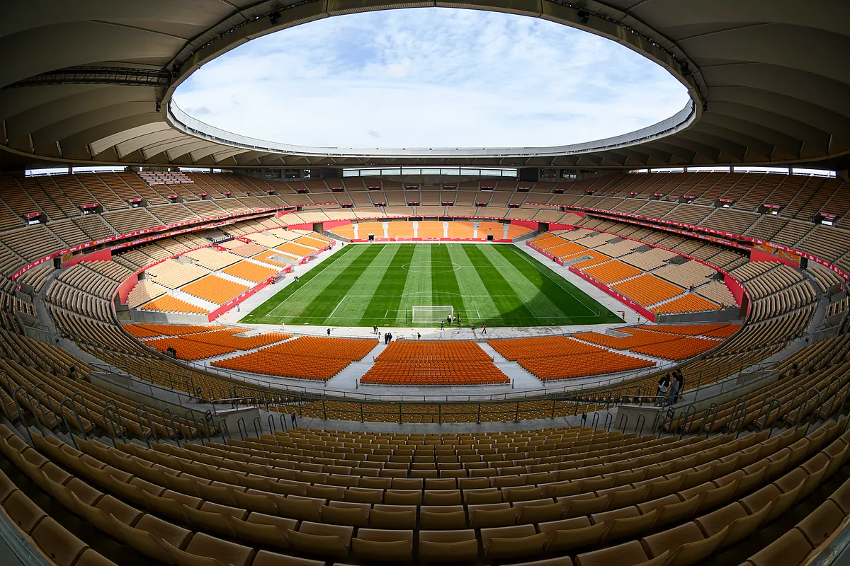 La jueza del caso de la Supercopa imputa al expresidente y al gerente de La Cartuja