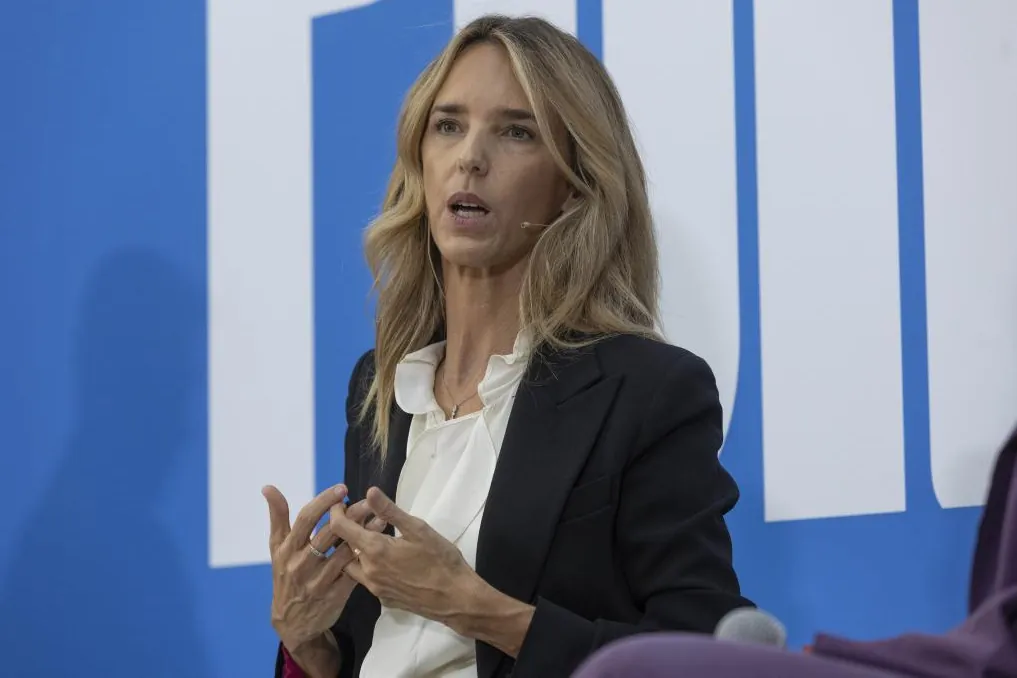 Feijóo confirma el ascenso de Cayetana Álvarez de Toledo como número dos y mantiene a Sémper como tres: «En el PP caben todas las sensibilidades»