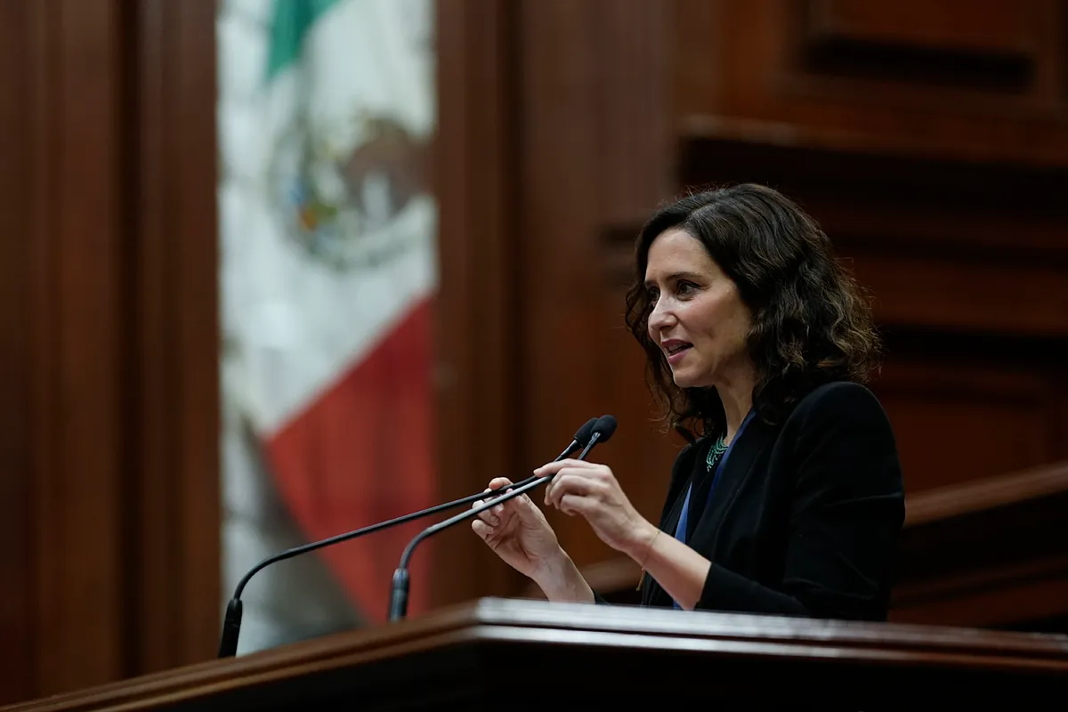 Final abrupto para el polémico viaje de Díaz Ayuso en México: la líder regional regresa hoy a España
