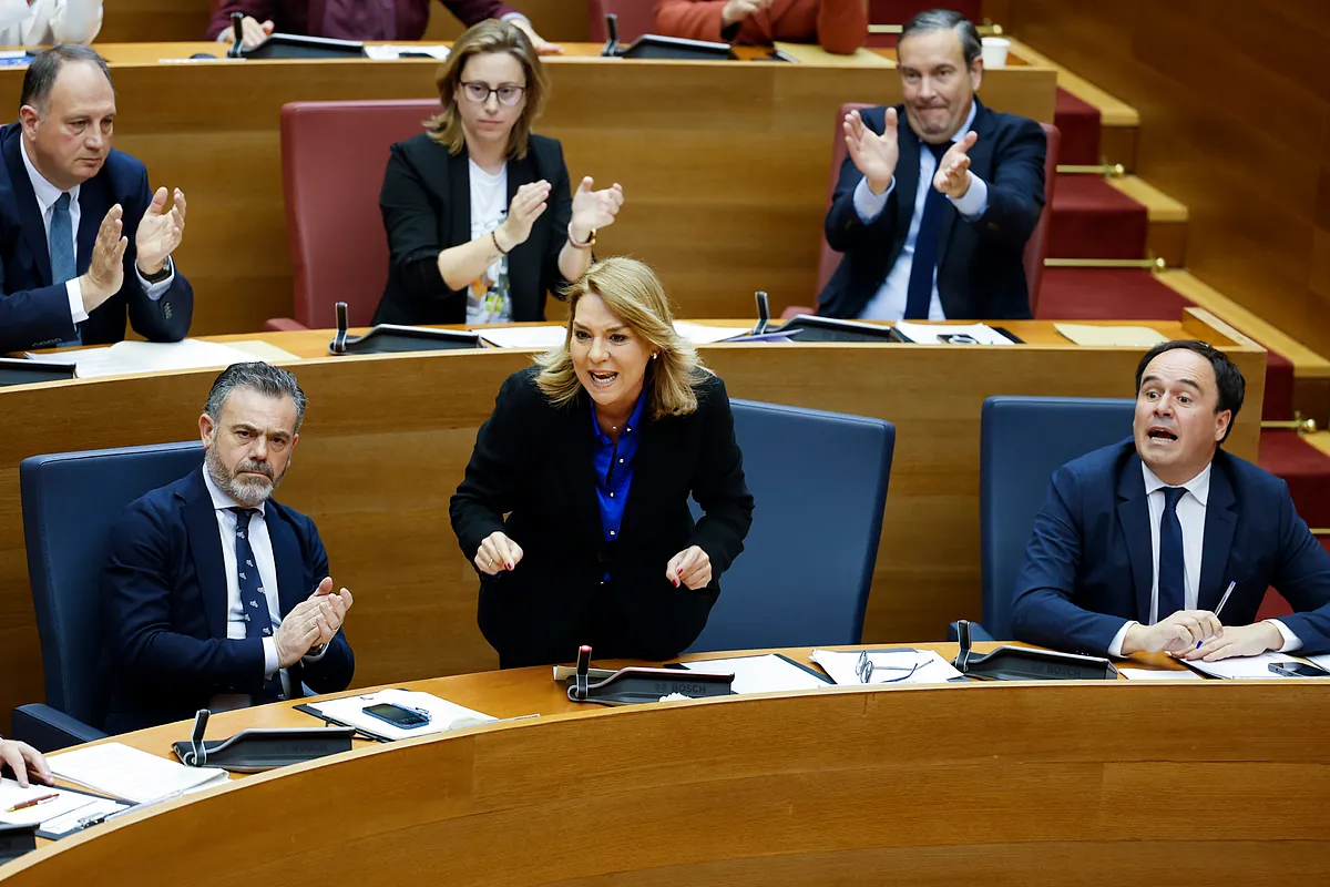 La ministra de Igualdad pide el cese de Camarero por decir en las Cortes que el Gobierno "está lleno de prostitutas"