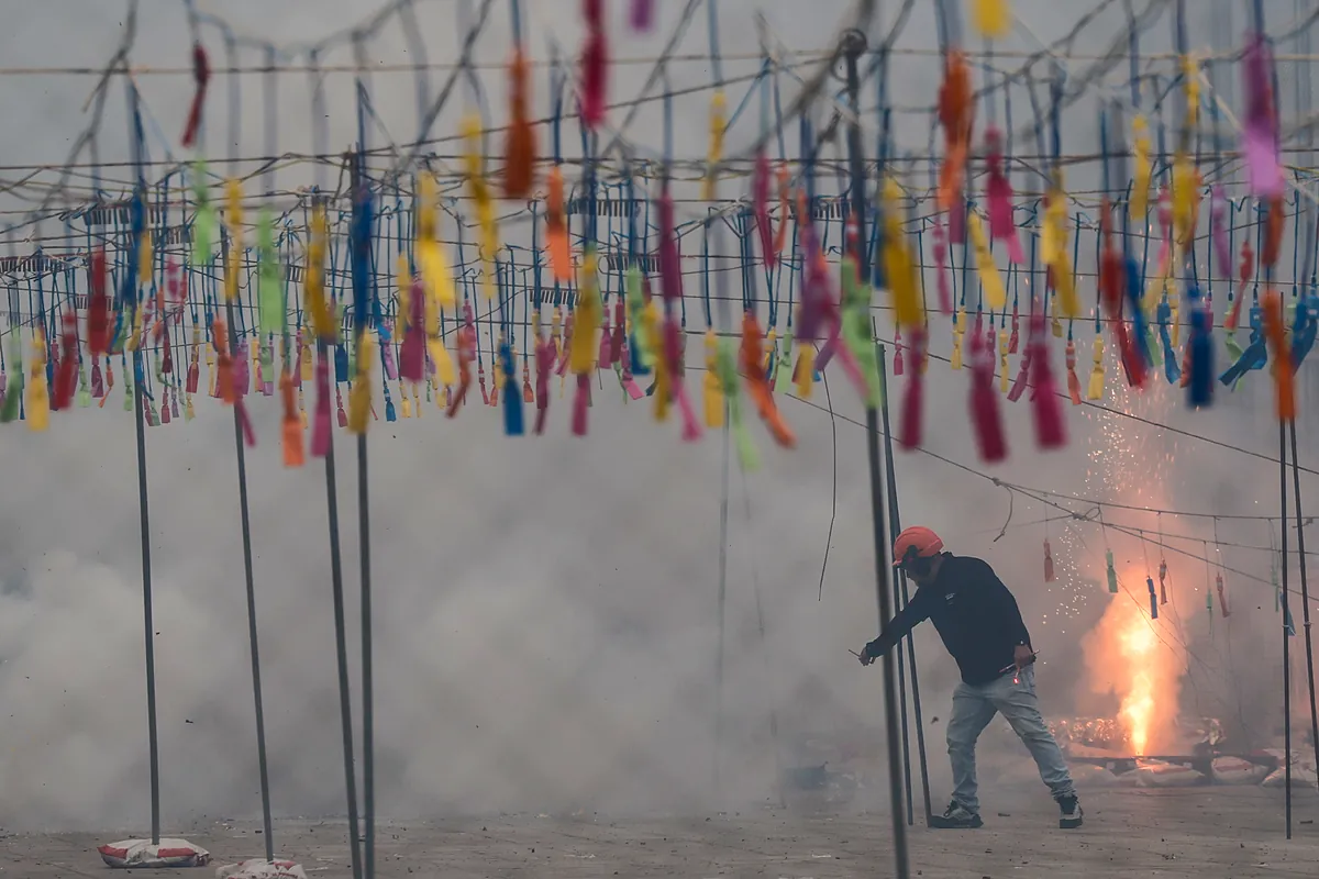 Mascletà de hoy, 3 de marzo, en las Fallas de Valencia 2026: hora, pirotecnia y dónde ver por TV y online