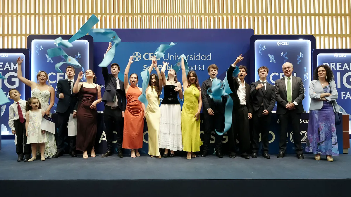 El Máster de EL MUNDO gradúa a su vigésimo quinta promoción de alumnos