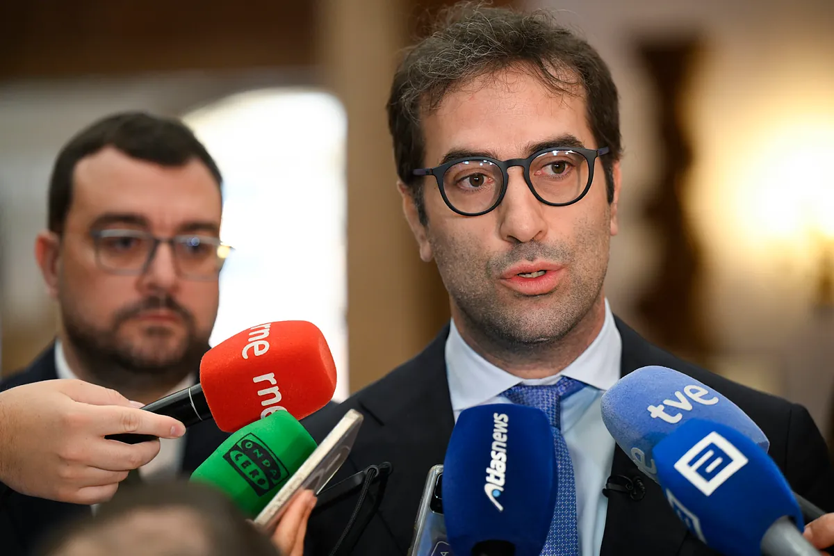 Hükümet akaryakıt KDV indirimini, Ekim ayına kadar kademeli olarak azalıp bitecek litre başına 15 sentlik indirimle değiştiriyor