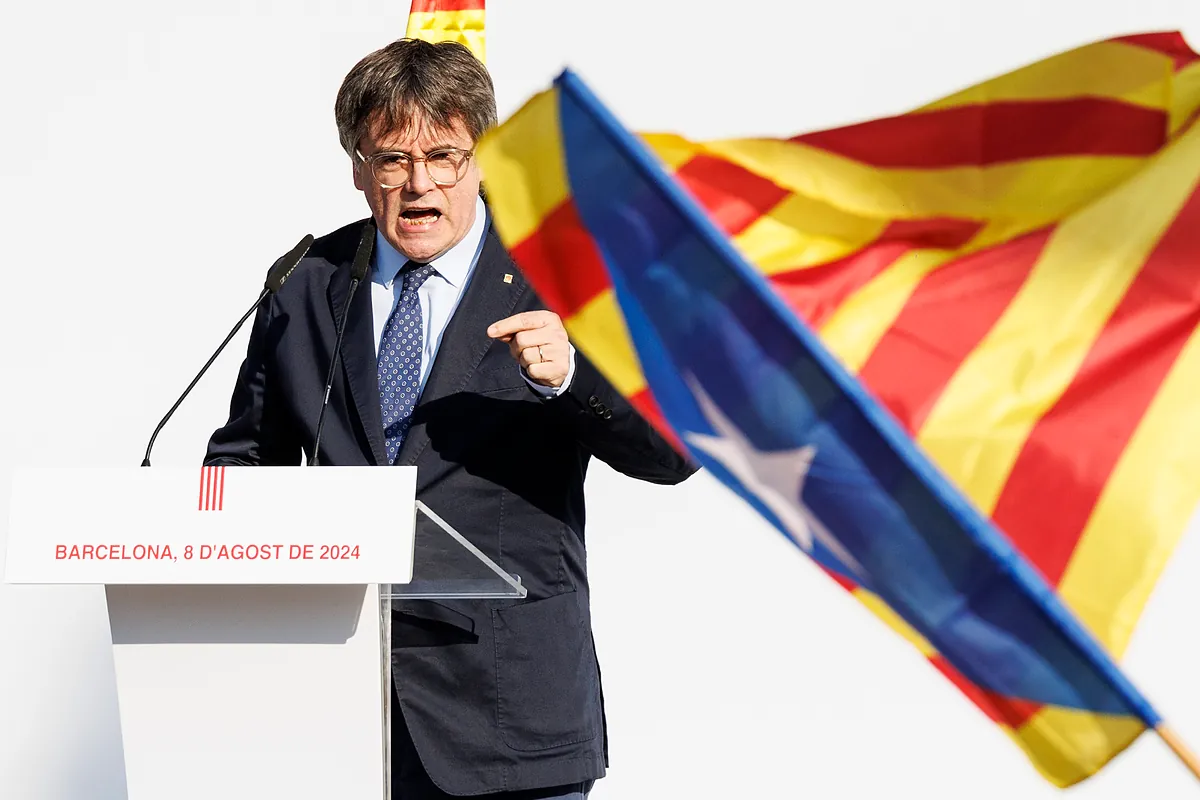 La juez archiva la causa contra los tres mossos investigados por la fuga de Puigdemont el 8-A