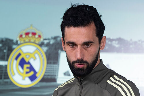 Arbeloa pide que el Bernab�u no pite al Madrid: "Juanito dijo que '90 minuti en el Bernab�u son molto longo', no dijo '90 minuti contra los jugadores'"