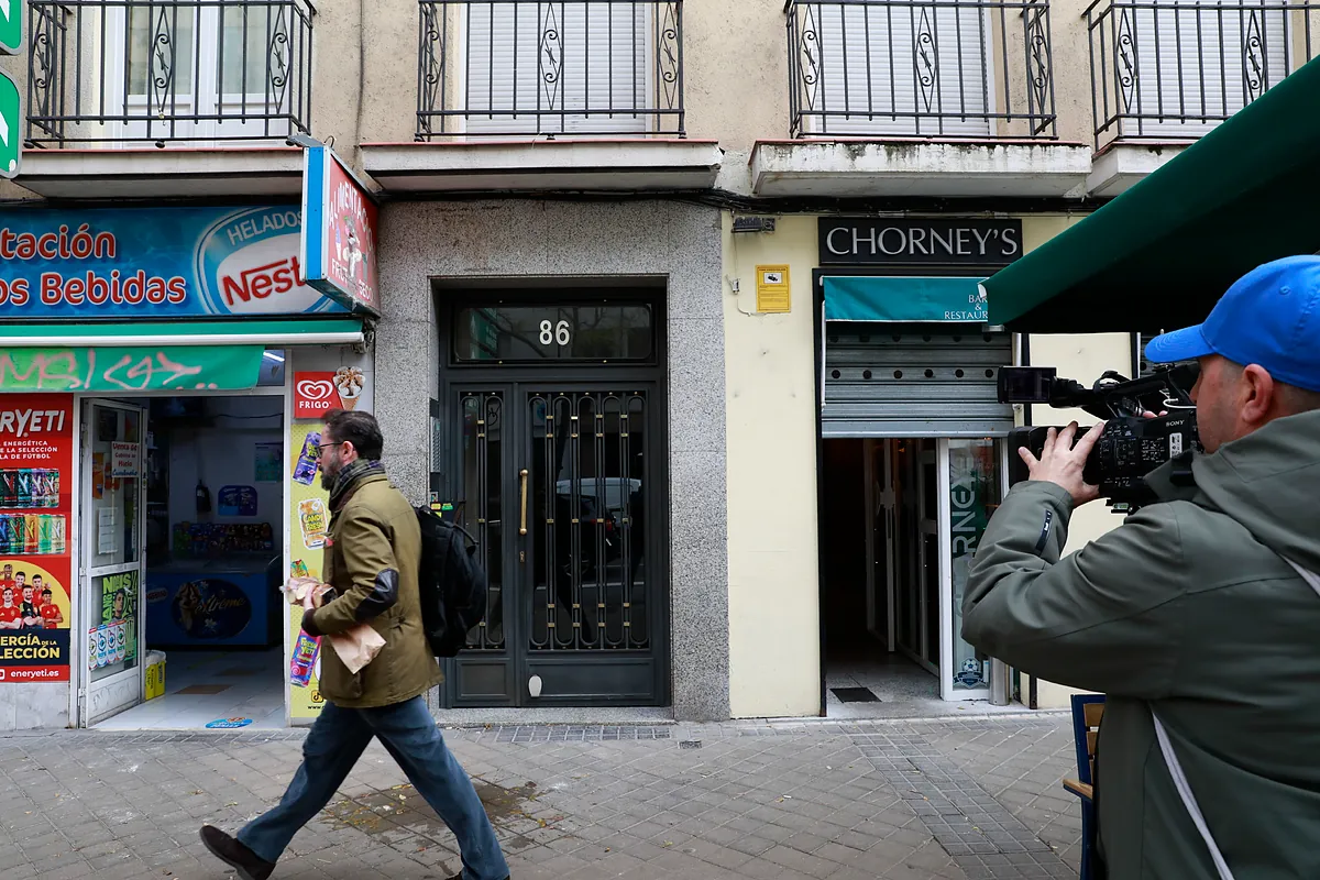 Detenido un hombre en Chamberí tras amenazar de muerte a su mujer y atrincherarse armado en su vivienda