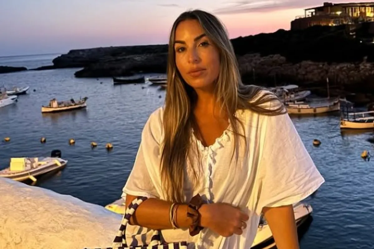 Quién es Mayte Campos, la periodista que afronta un cáncer durante su embarazo: "Nos toca librar nuestra primera batalla juntas"