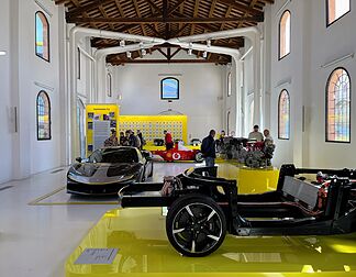 Turismo de F�rmula 1: Ferrari por dentro,  picoteo con Gordon Ramsay en el paddock y otras experiencias VIP para los fans
