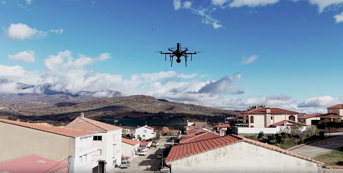 Telefónica se lanza a la fiebre de los drones con T-Space, su nuevo servicio para prevenir incendios y vigilar infraestructuras críticas