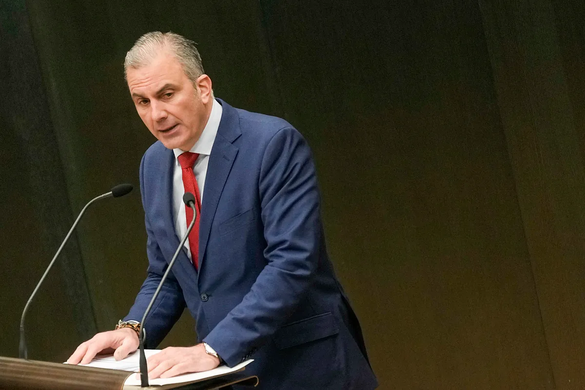 Vox expulsa definitivamente a Ortega Smith del partido y abre expediente a José Ángel Antelo