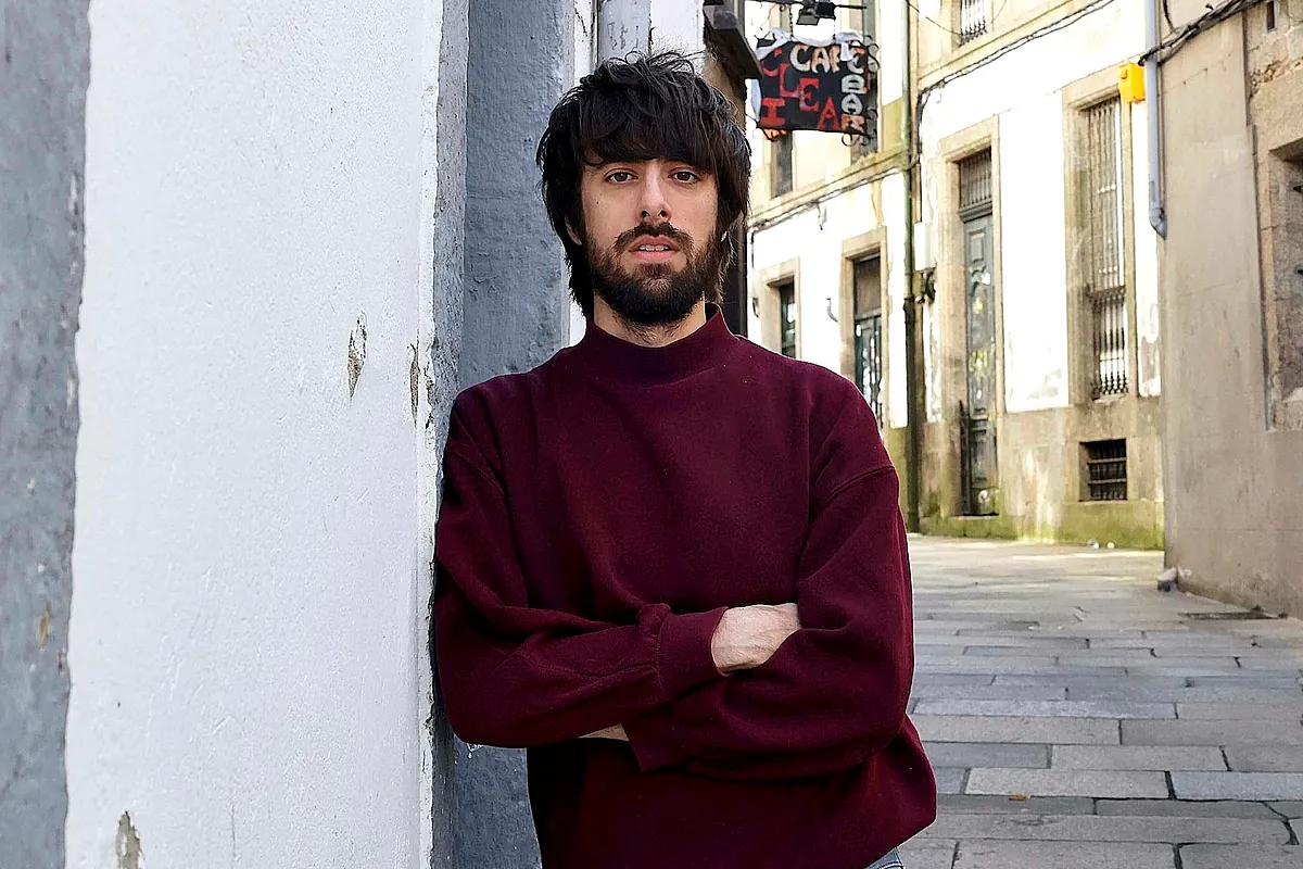 El escritor David Uclés renuncia a participar en un jornadas sobre la Guerra Civil por la presencia de Aznar y Espinosa de los Monteros: "No puedo verme en el mismo cartel que estos dos individuos"