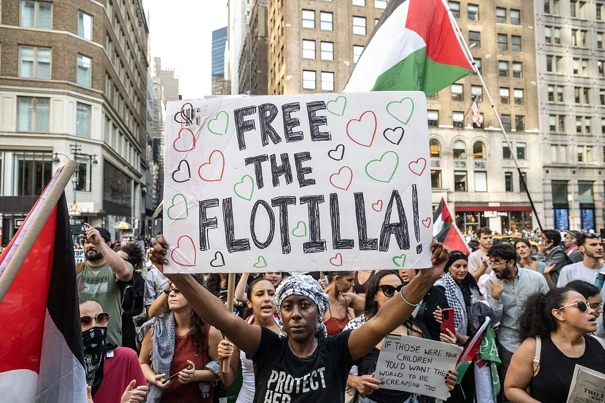 Israel continúa ataques en Gaza pese a negociaciones de alto el fuego; denuncian maltrato y detención de Greta Thunberg