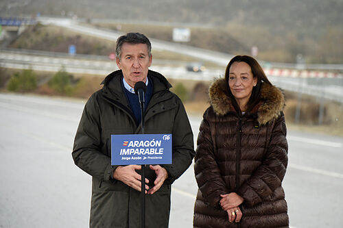 Feij�o emplaza a S�nchez a decidir: "O con Junqueras o con los presidentes auton�micos"