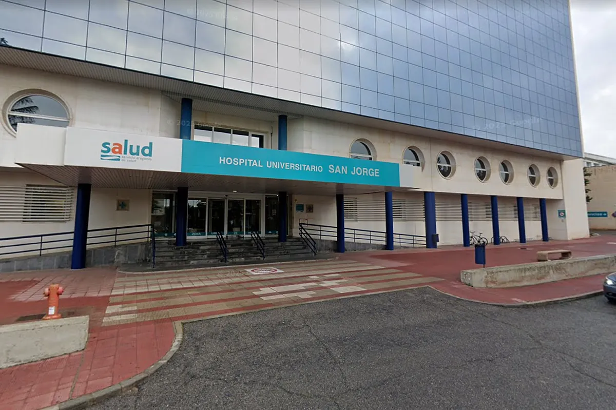 Muere una persona y otra resulta herida en el incendio de una vivienda en Ayerbe (Huesca)