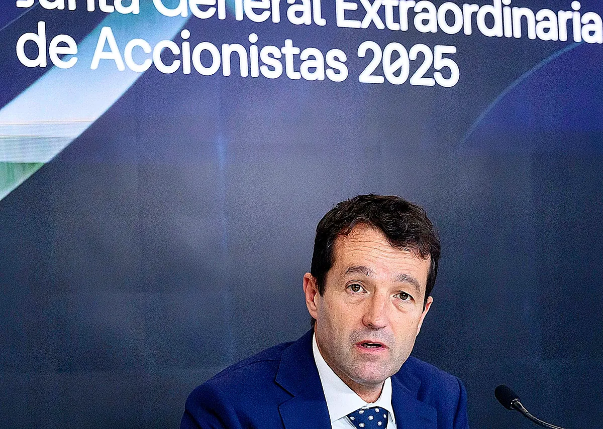 El Gobierno quiere encajar a Escribano como filial de Indra
