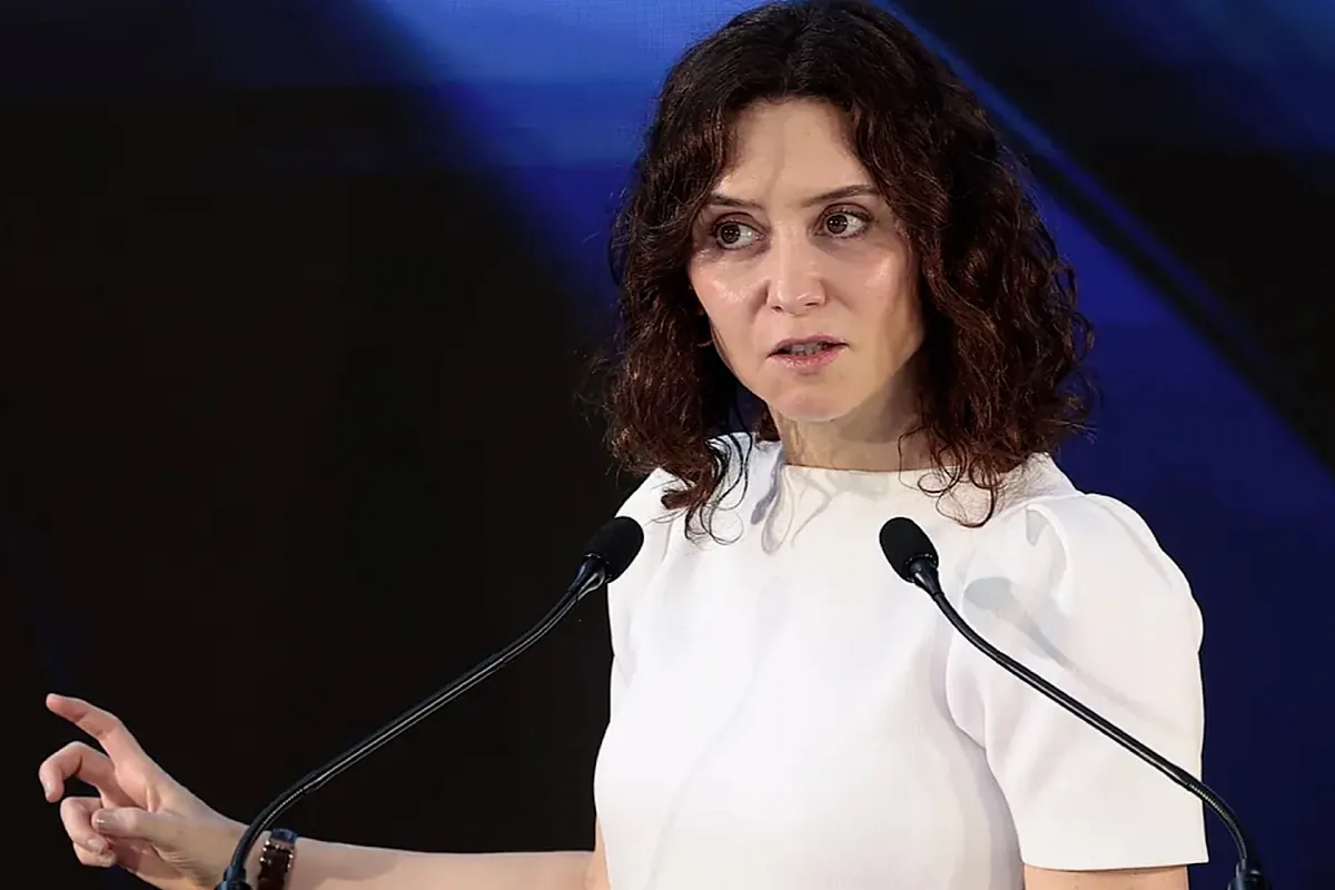 Ayuso dice que Sheinbaum y Sánchez la "han puesto en peligro" en México: "Nos podría haber pasado cualquier cosa"