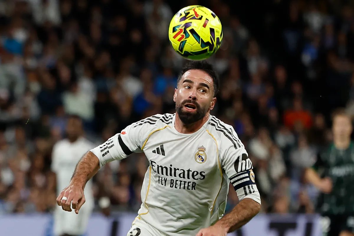 Ilustres parados: Carvajal, Benzema y Alaba esperan una llamada pese al cierre del mercado
