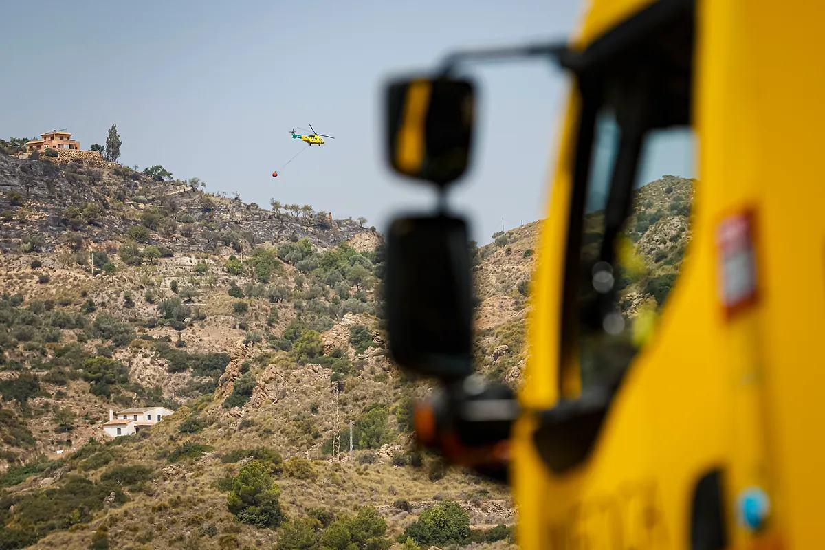 El incendio de Los Gallardos, perimetrado y estabilizado: Todos los desalojados estarán hoy de vuelta en sus casas