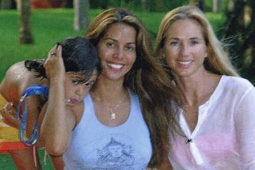 Vaitiare, la primera mujer que desvel� pr�cticas comprometidas de Julio Iglesias: "Cuando se trata de �l, todo est� relacionado con el sexo"