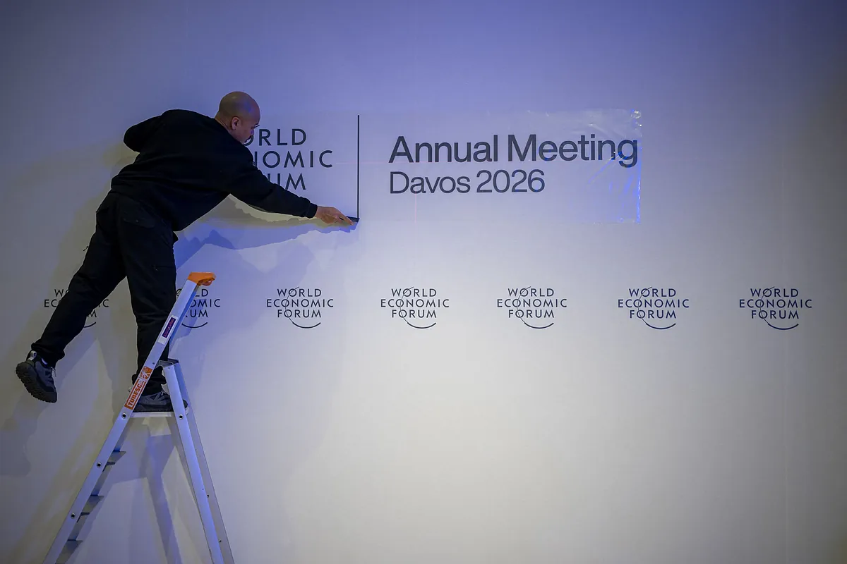El Foro de Davos sitúa el mundo "al borde del precipicio" y llama al "diálogo" ante el peligro de la confrontación