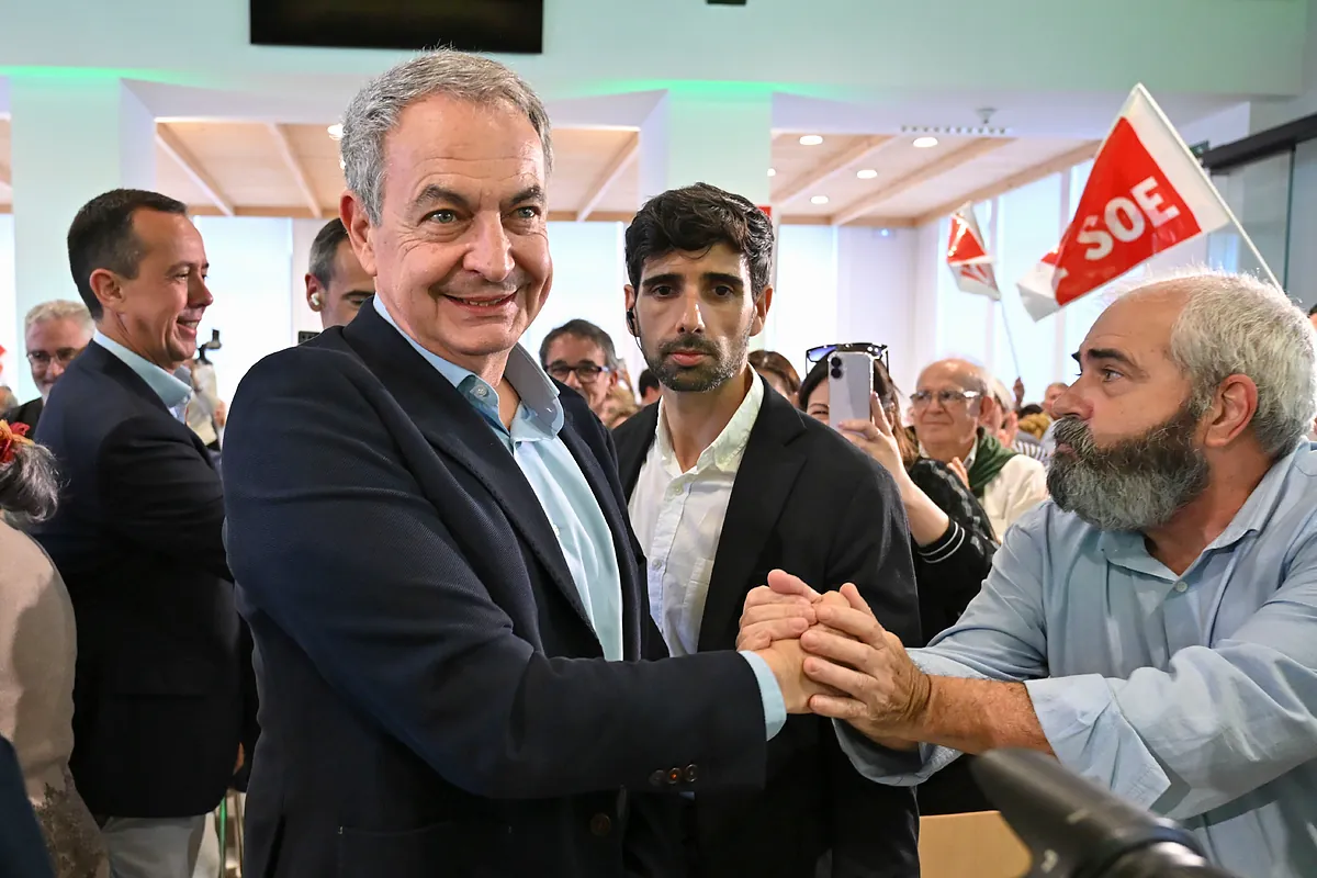 Veinte años del Estatut catalán, el proyecto político que impulsó Zapatero y rompió el pacto del 78