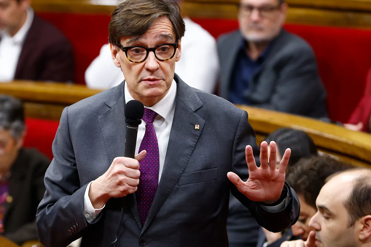 La oposición recrimina a Salvador Illa en el Parlament la retirada de los Presupuestos: "Fracaso, vergüenza e irresponsabilidad"