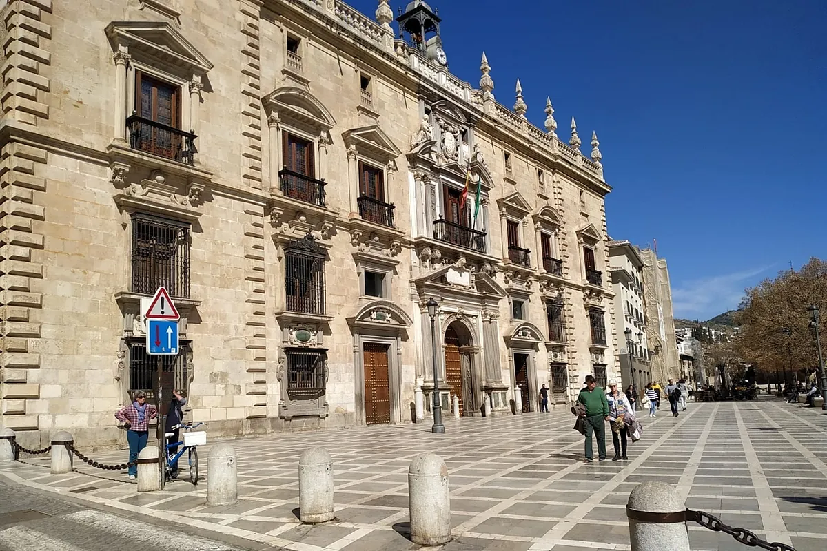 El TSJA absuelve al varón que fue condenado por asesinar por "encargo" a un hombre en plena calle de Algeciras
